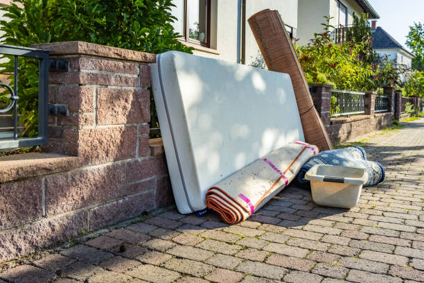 Best Attic Cleanout  in Mineralwells, WV